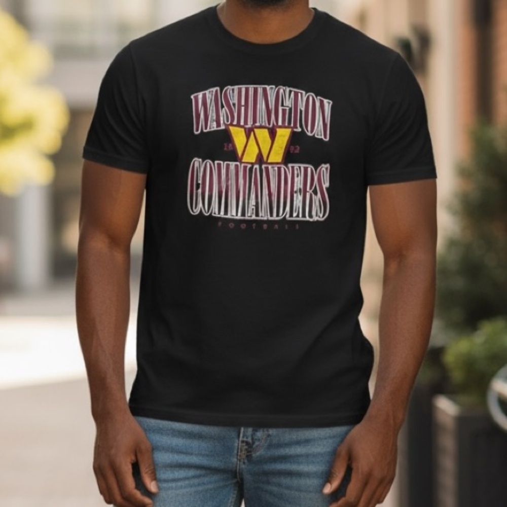 NFL Washington Commanders Black Graphic Tee | Men’s Large | Football Fan Shirt